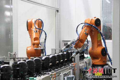 年產(chǎn)銷達(dá)3400萬臺 長虹壓縮機產(chǎn)業(yè)全球奪冠.jpg 年產(chǎn)銷達(dá)3400萬臺 長虹壓縮機產(chǎn)業(yè)全球奪冠.jpg